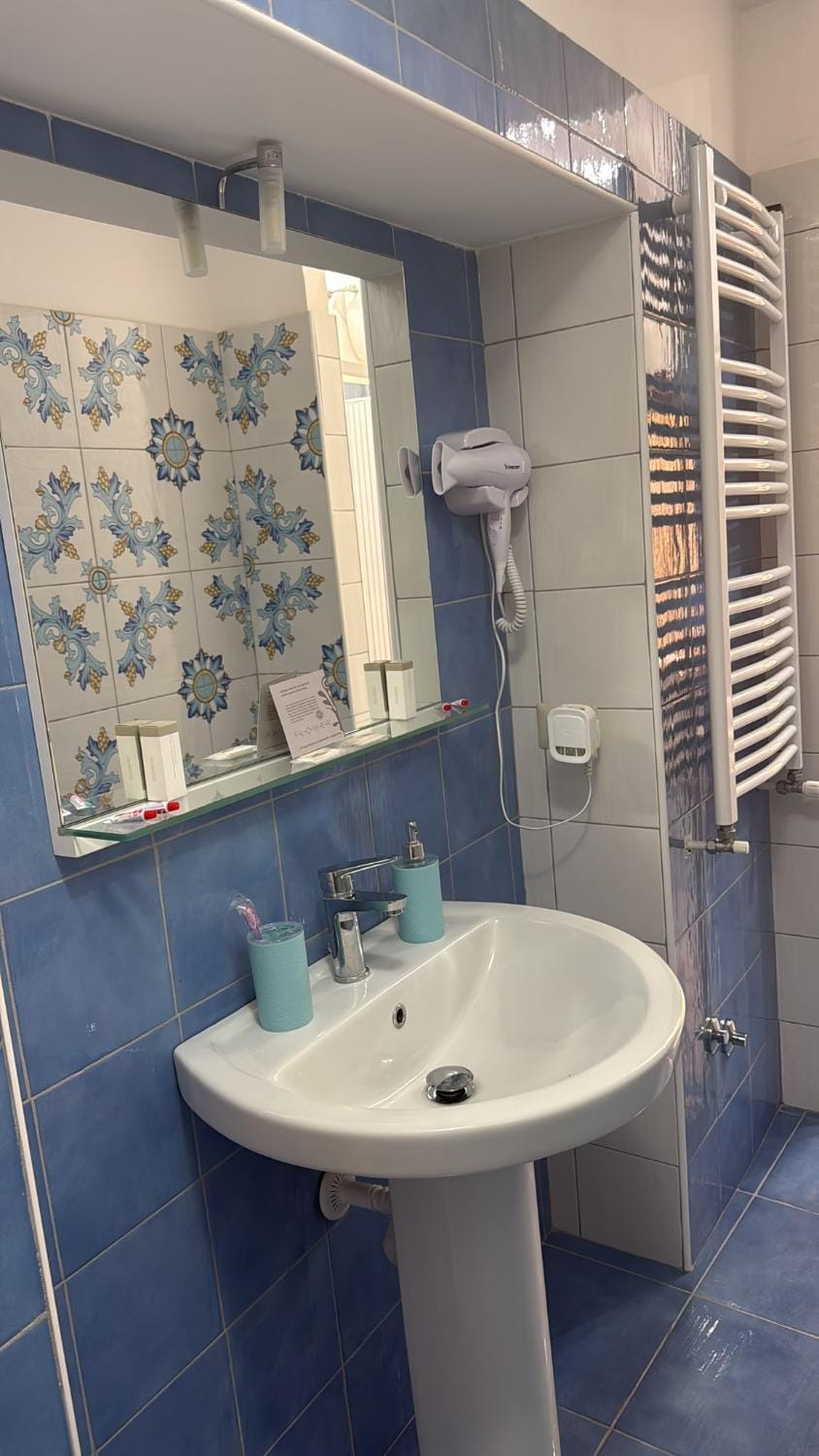 Affittacamere Mari roose Bed and Breakfast in Naples