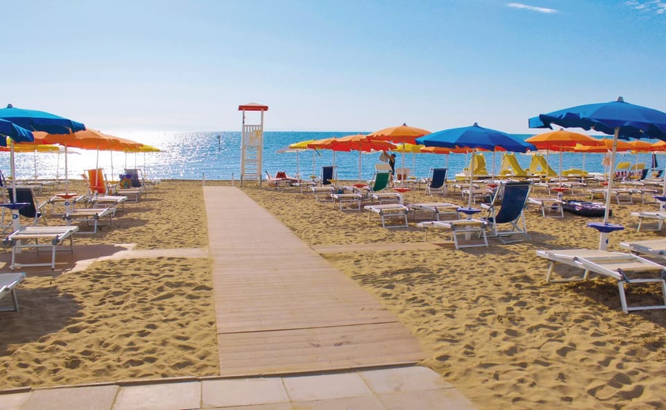 Nearby landmark, Beach