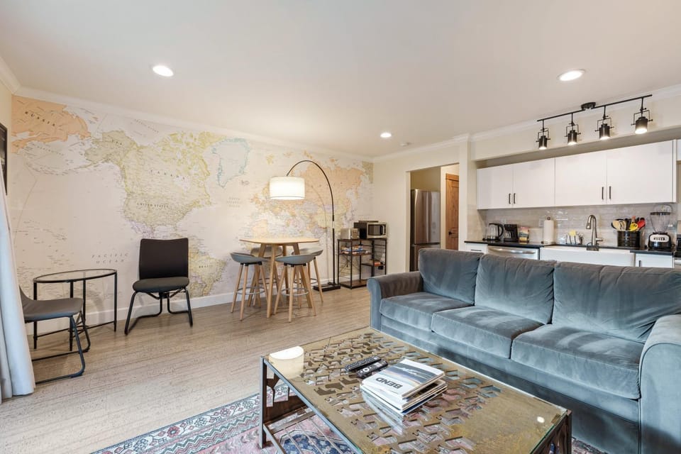 Wall Street Wander Apartment in Bend
