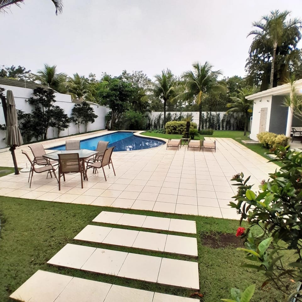 Mansao Espetacular Condominio Barra da Tijuca House in Rio de Janeiro