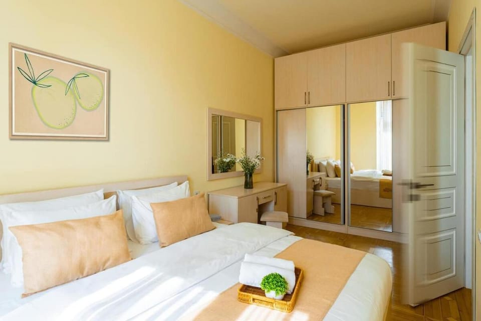 Bed, Photo of the whole room, Bedroom, towels, wardrobe