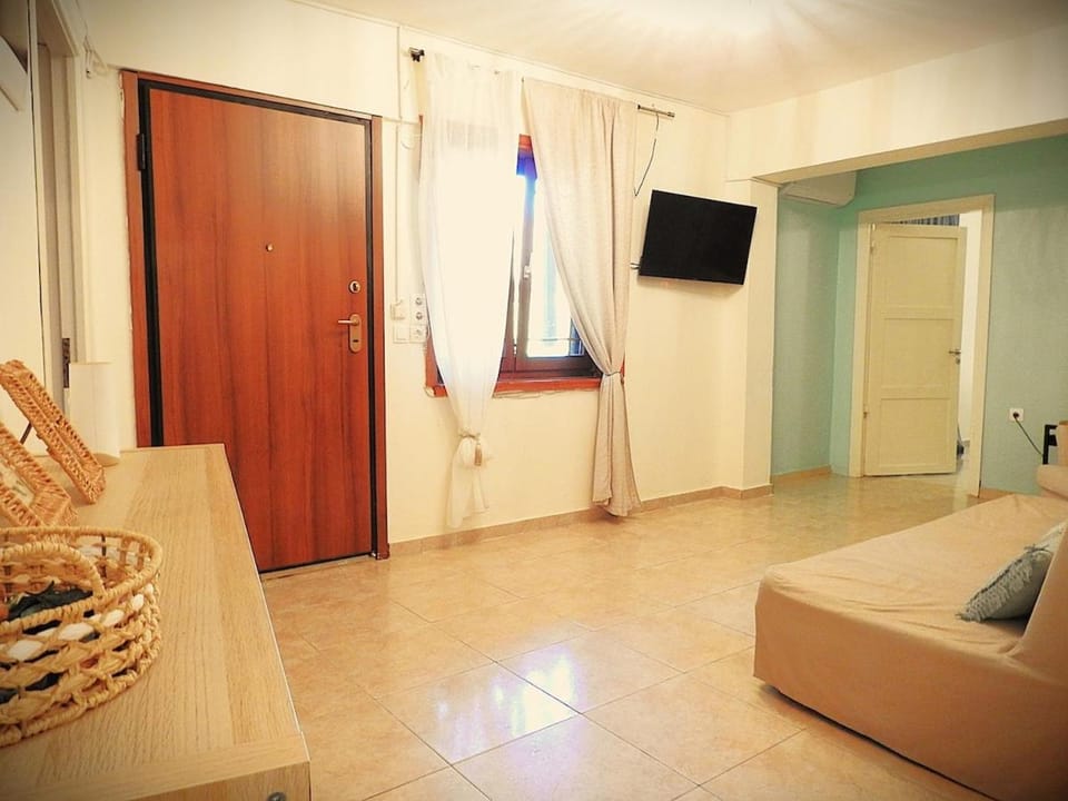 Eva's Eden Apartment in Halkidiki