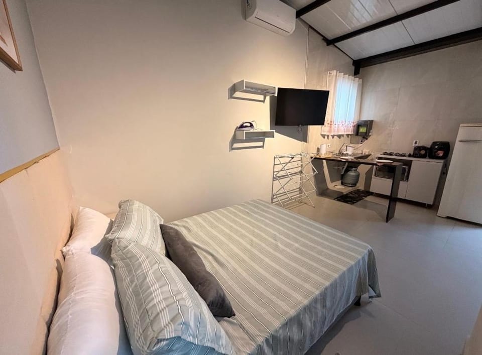 Flat 02 - Ar condicionado ao lado do Camaru, próximo ao UMC e shopping Inn in Uberlândia