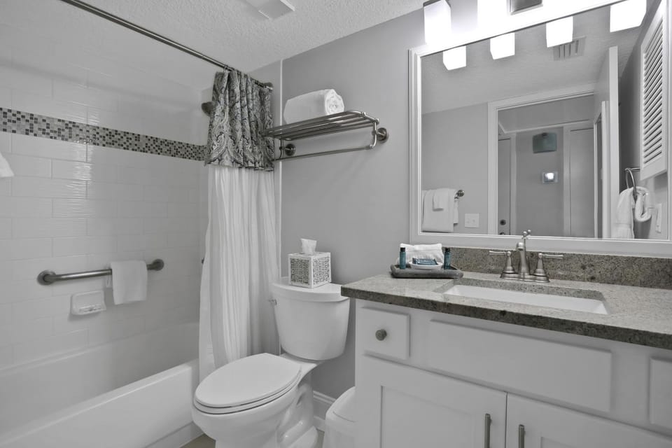 Bathroom, Bath