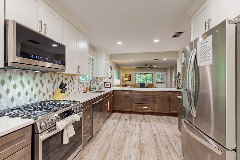 Kitchen or kitchenette, dishwasher, oven, stove, kitchen