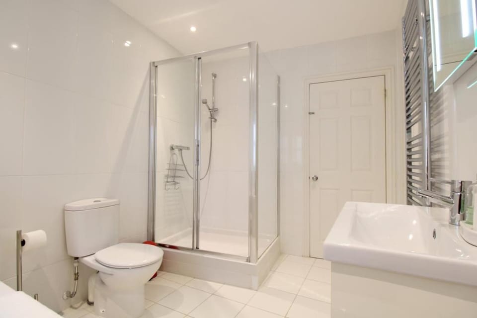 Coastal Escape, sea view & 2 parking spaces Apartment in Ilfracombe