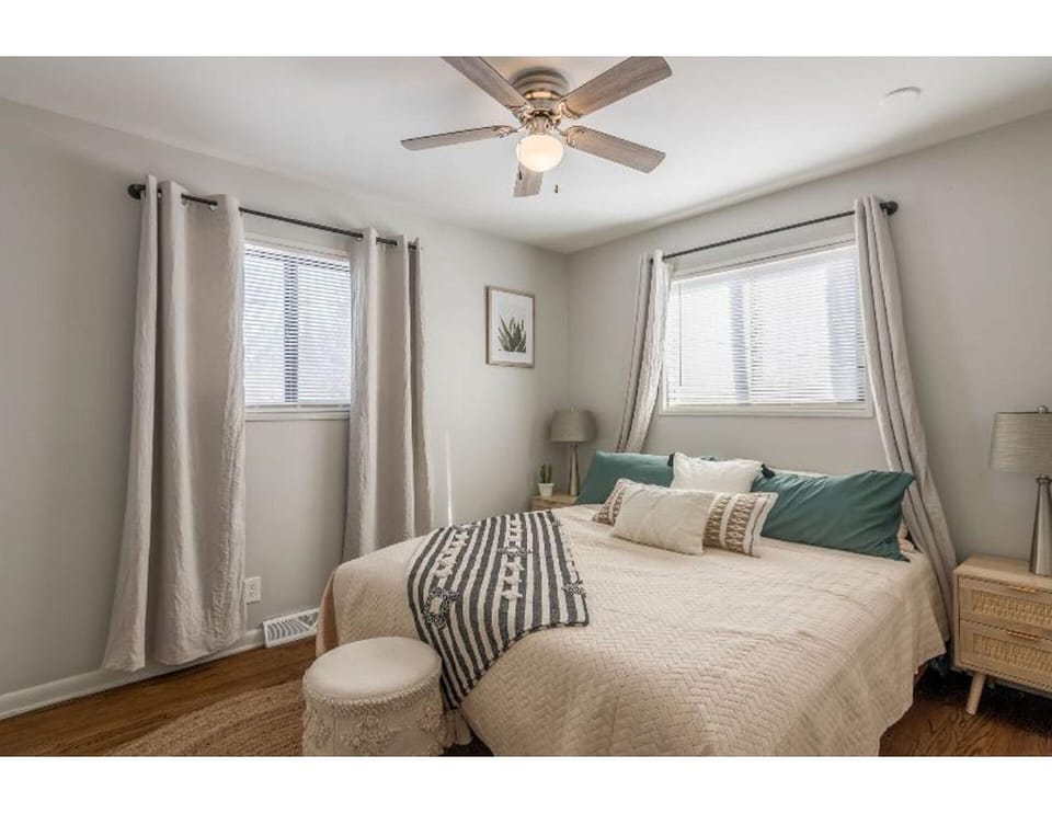 Bed, Bedroom