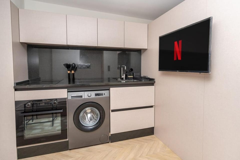 Modern Downtown Studio Apartment in Tangier