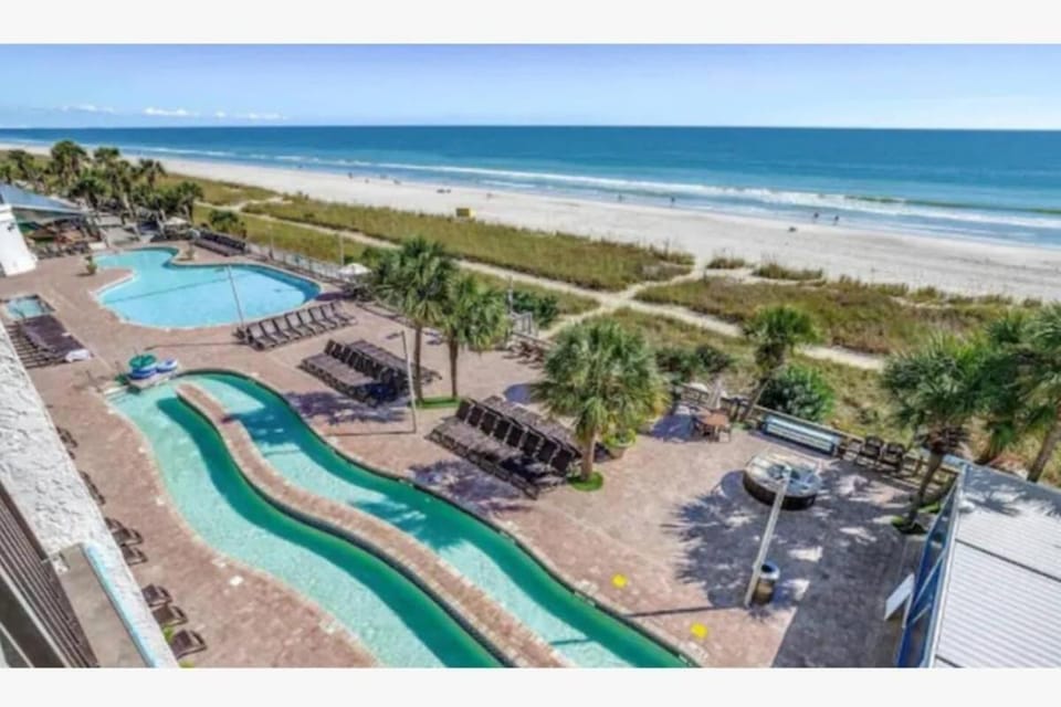Seaside Oasis, Oceanfront with Balcony CR1124 Apartment in Myrtle Beach