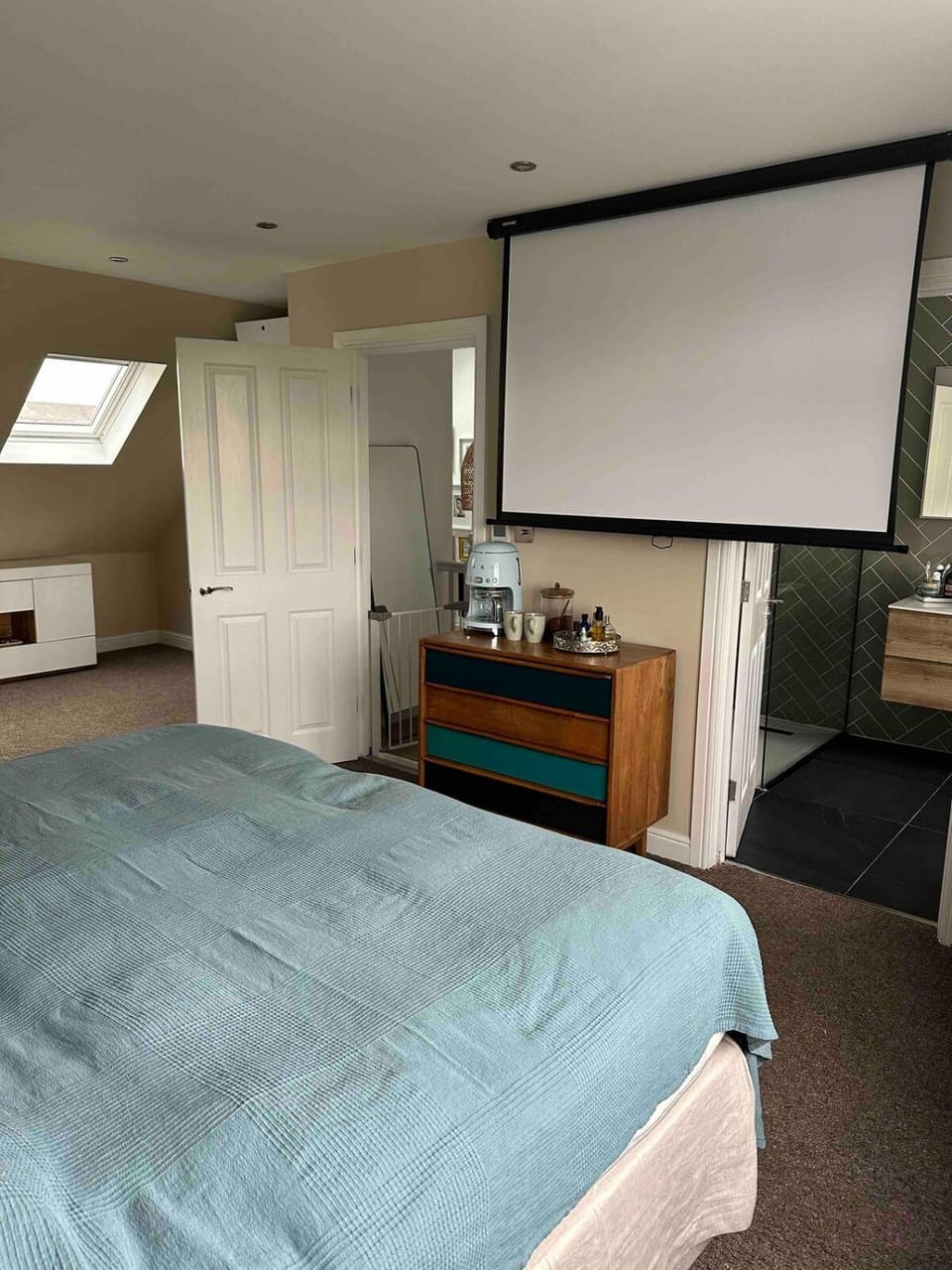 Charming Family Home near Richmond Park House in Richmond
