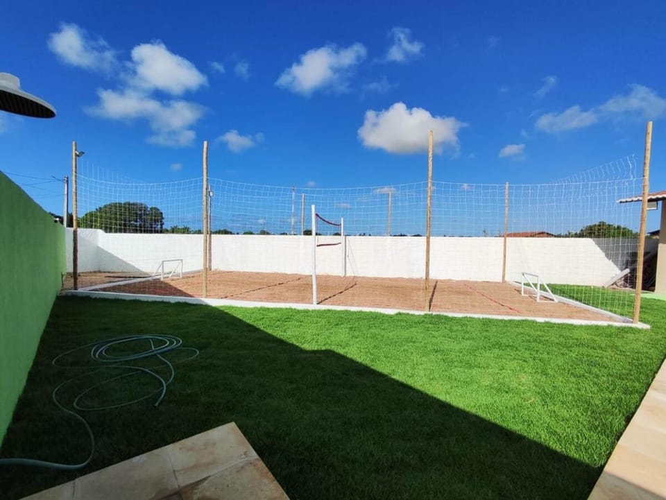 Day, Garden, Squash, Tennis court, Garden view