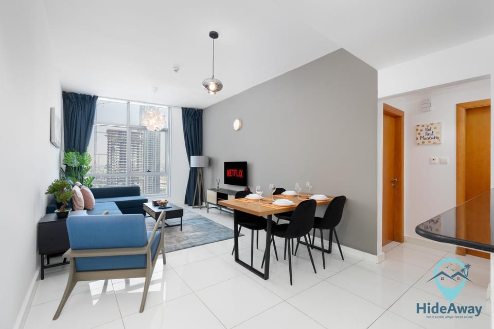 Elegant 1BR l Steps to Metro l Free Parking Apartment in Dubai