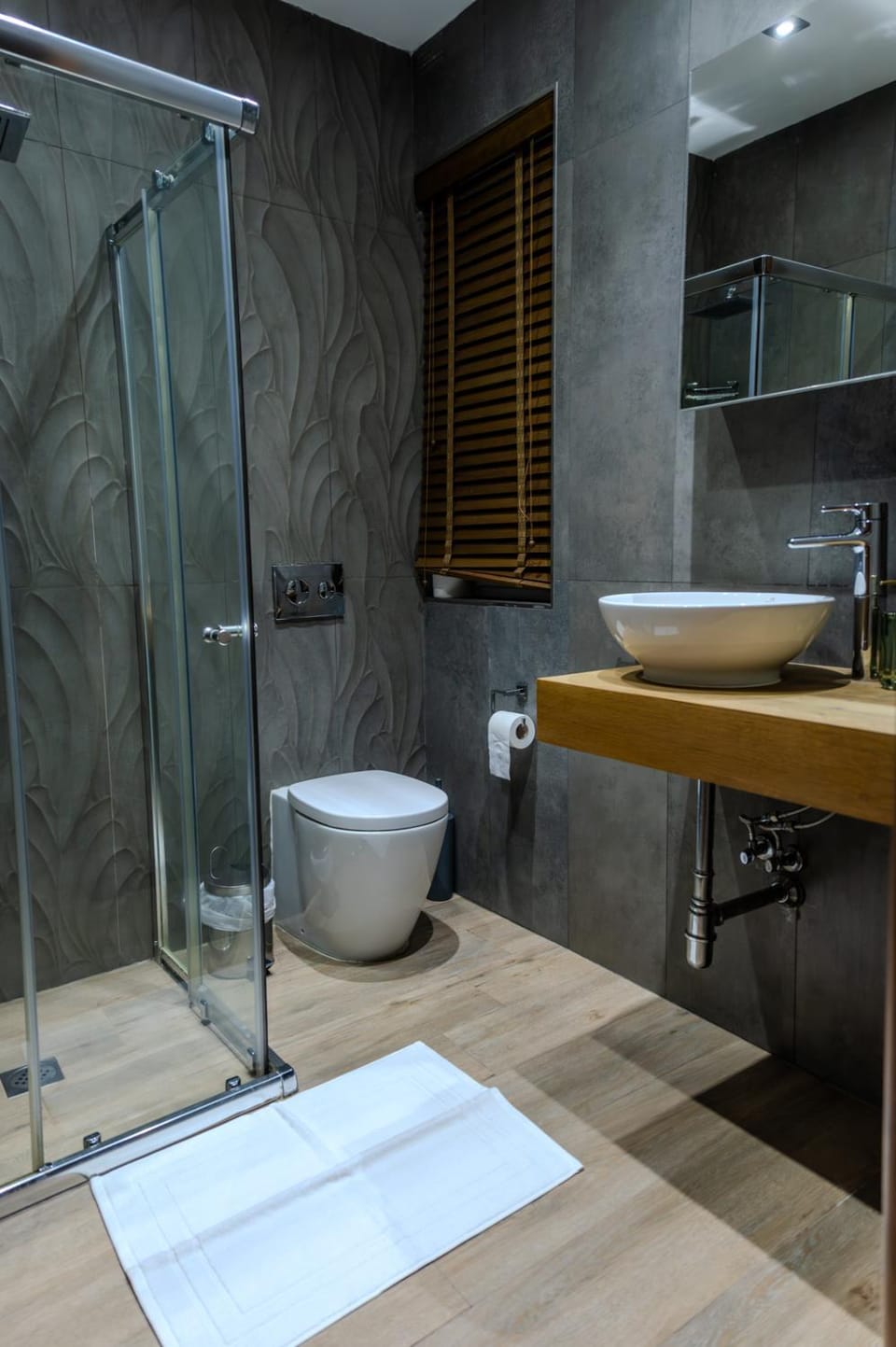 Shower, Toilet, Bathroom