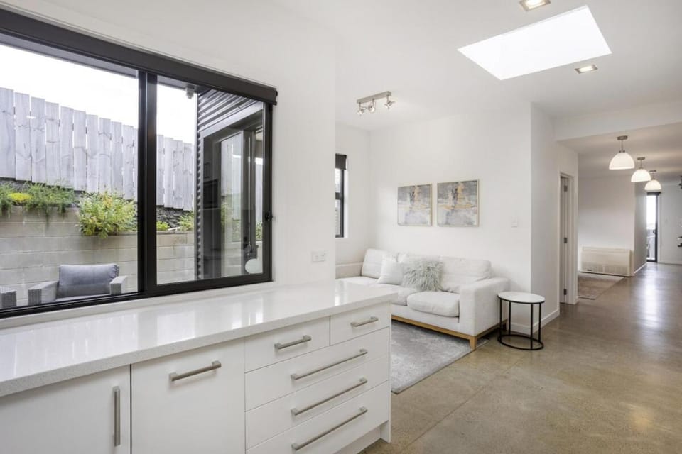 The Designer's Perch- House on Canongate House in Dunedin