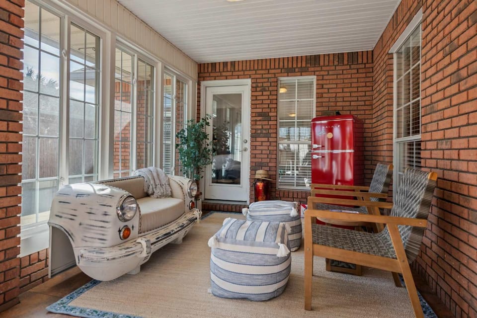 Vitamin Sea-Mid Term Rental-Pet Friendly-Destin House in Destin