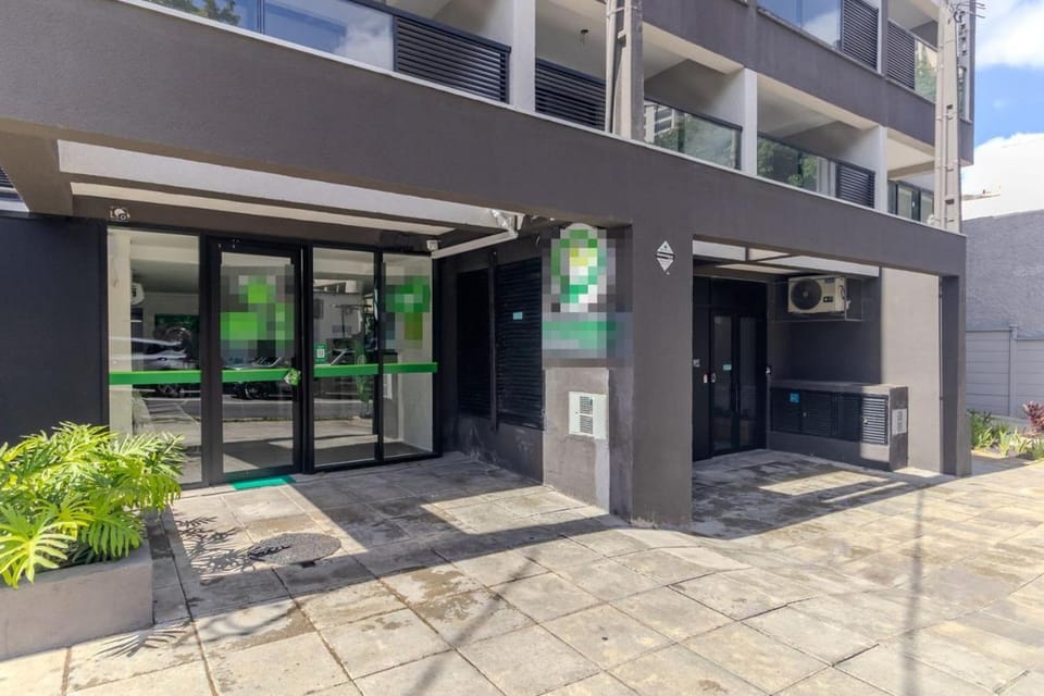 Property building, Facade/entrance, Off site