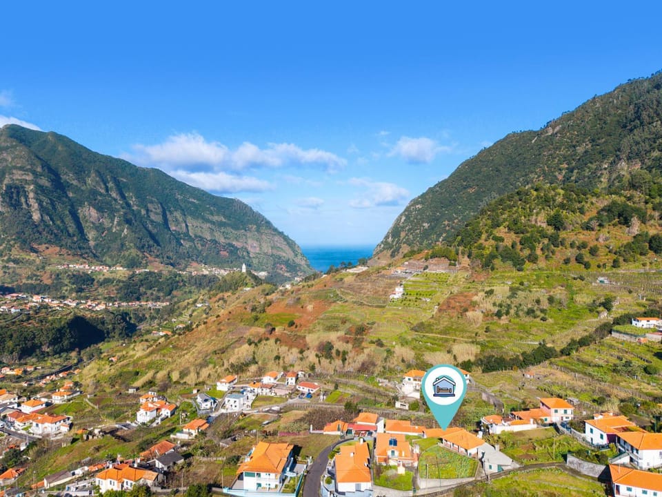 Casa Refúgio M House in Madeira District