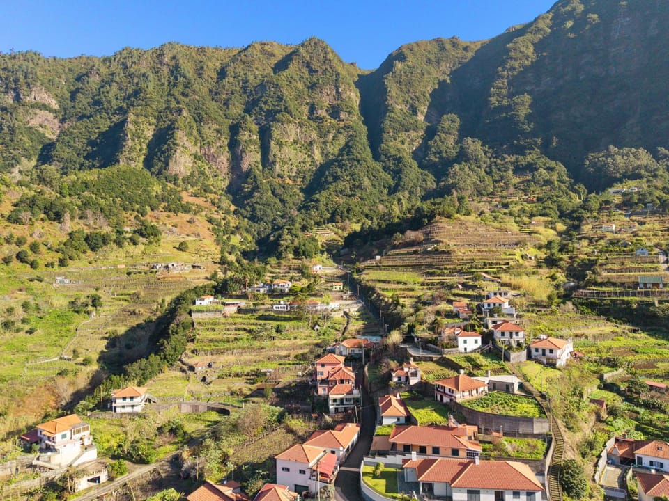 Casa Refúgio M House in Madeira District