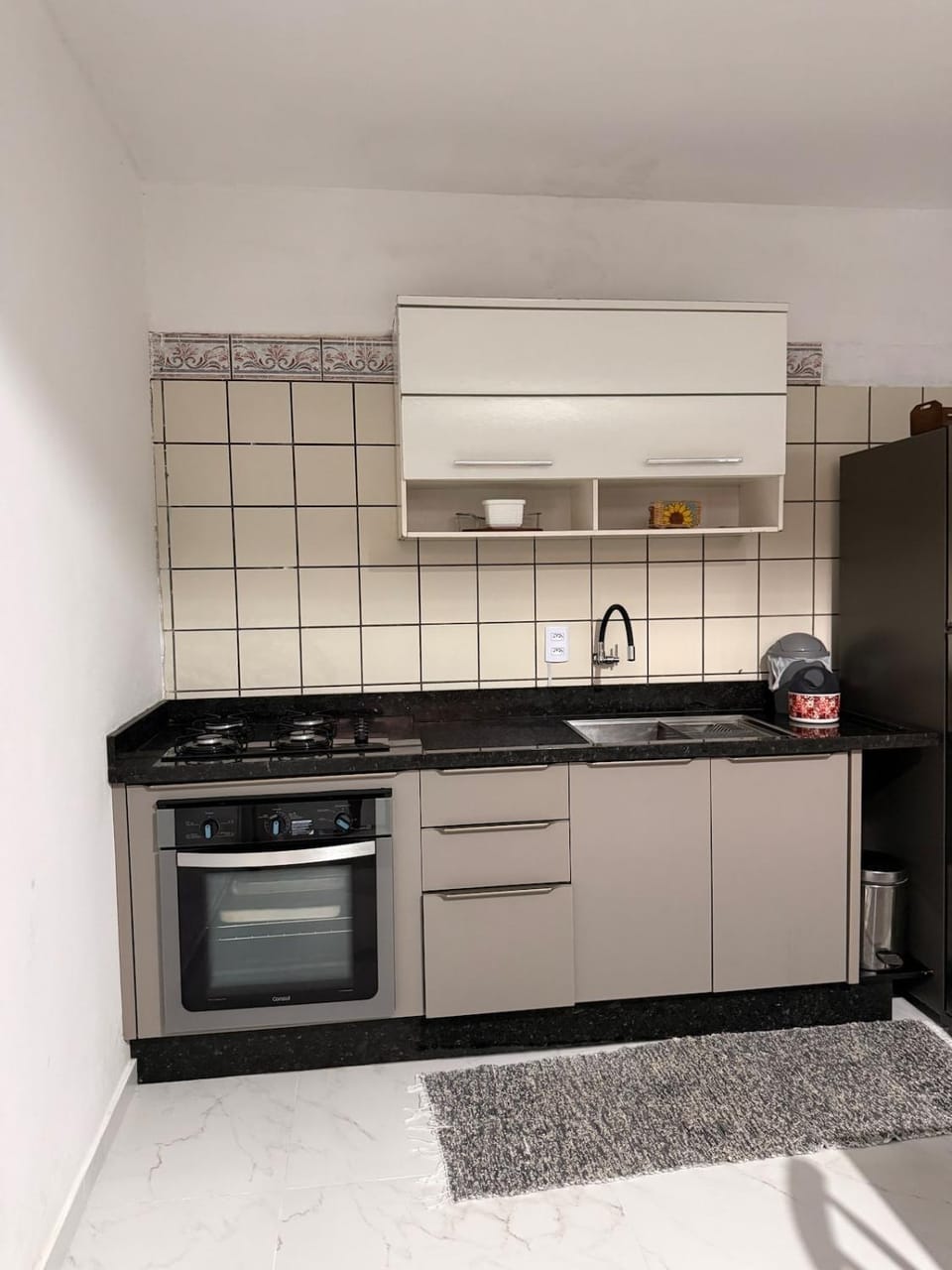 Kitchen or kitchenette, Communal kitchen