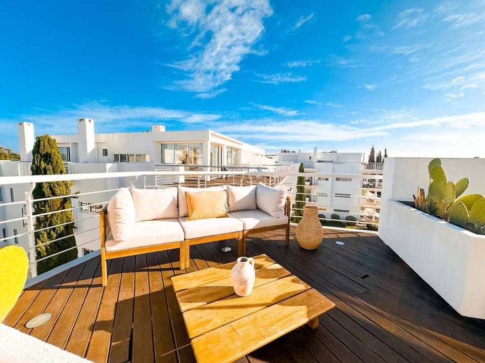 Resort Penthouse sea view, 2 pools and private beach Apartment in Cabanas de Tavira