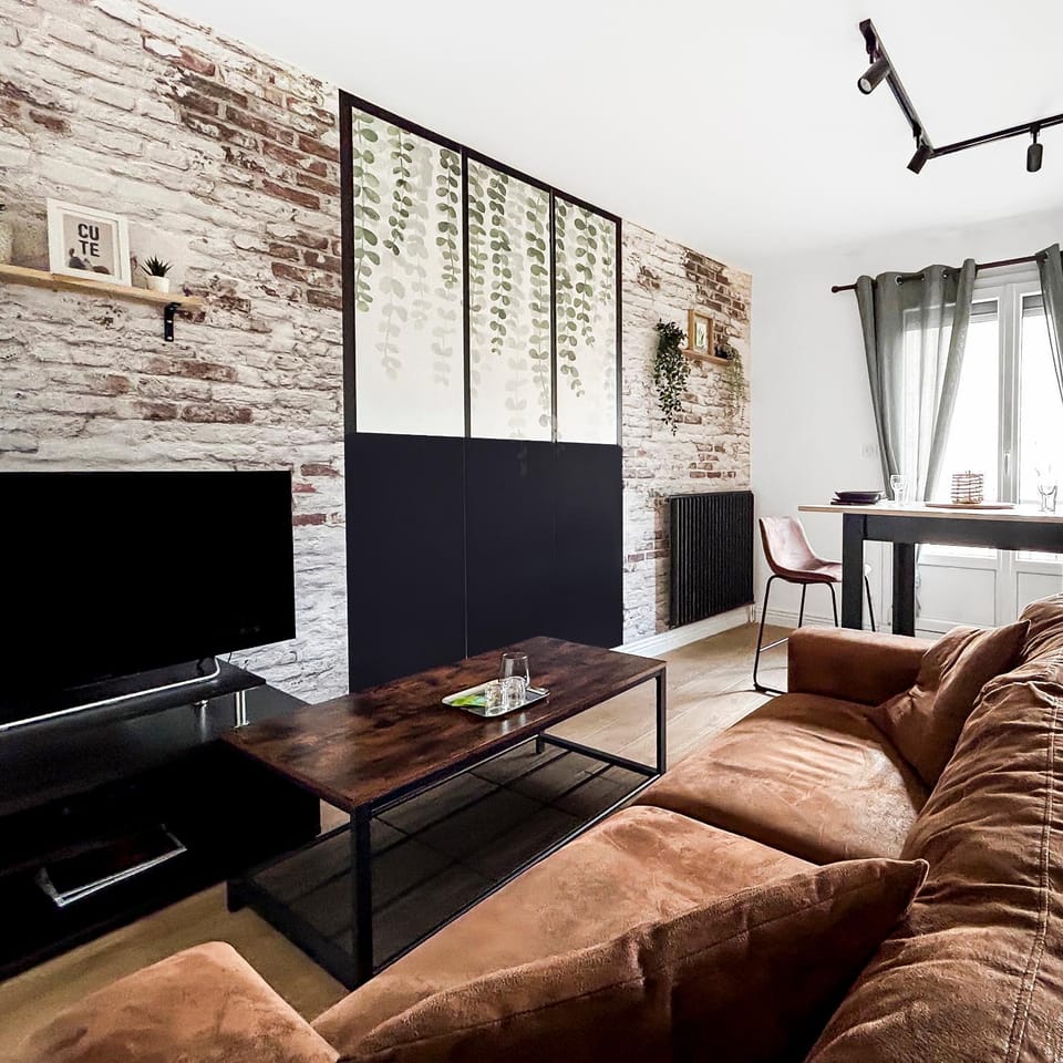 La Clairière, Appartement avec Balcon et Parking Apartment in Bourges