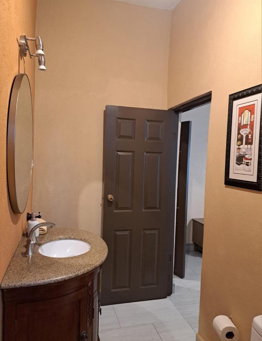 Toilet, Bathroom