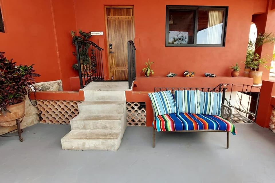 Property building, Balcony/Terrace, Seating area