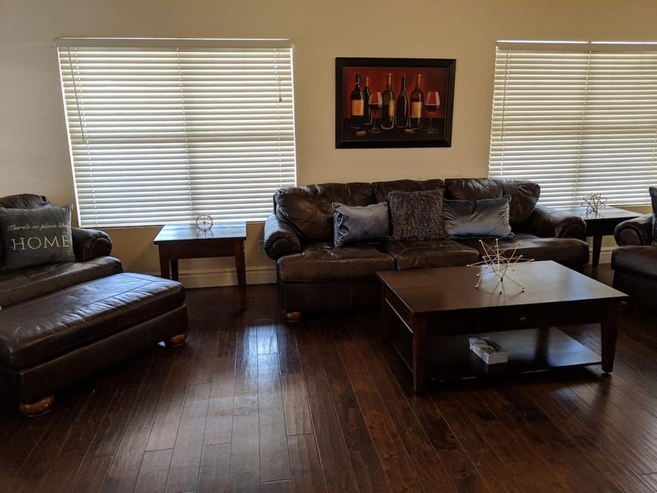 Mendoza Residence, our Great & Spacious Home in Southern Mesa House in Mesa