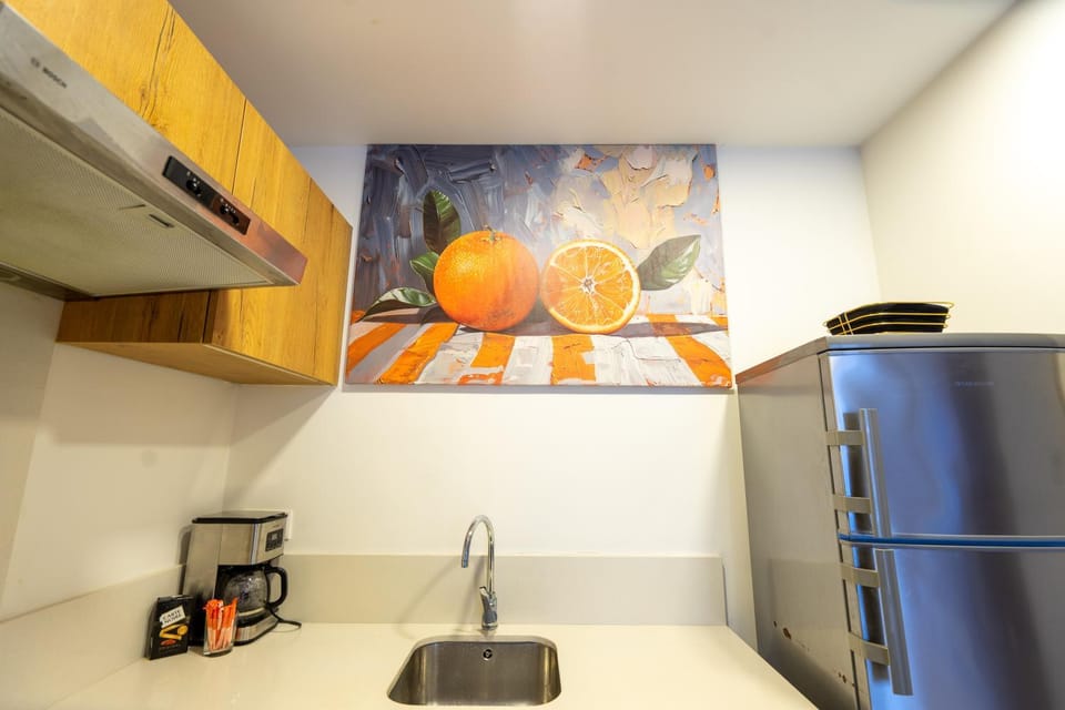 Coffee/tea facilities, Kitchen or kitchenette, minibar