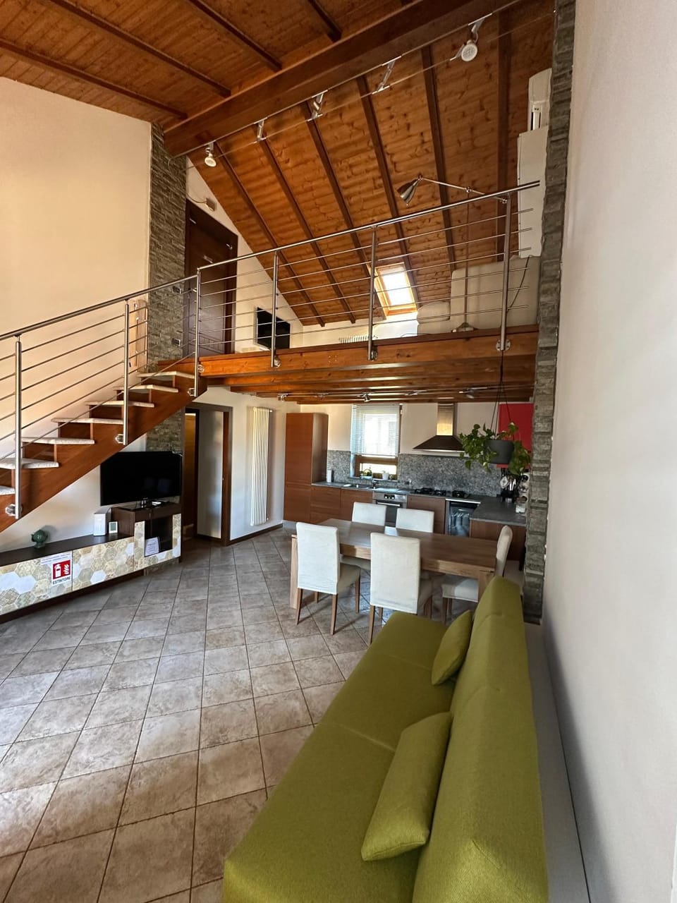 Living room, Dining area