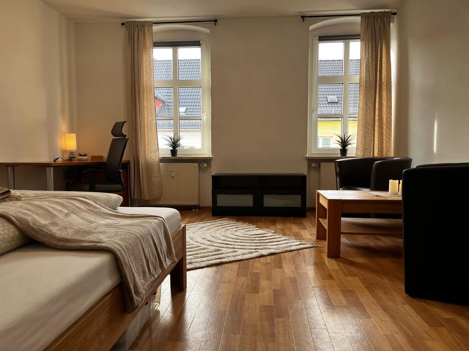 Living room, Bedroom