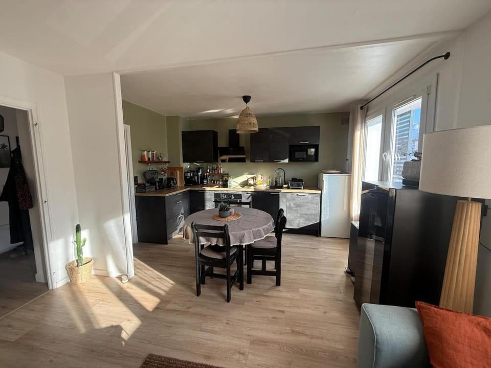 T2 Calme et lumineux Annecy avec parking privé Apartment in Annecy