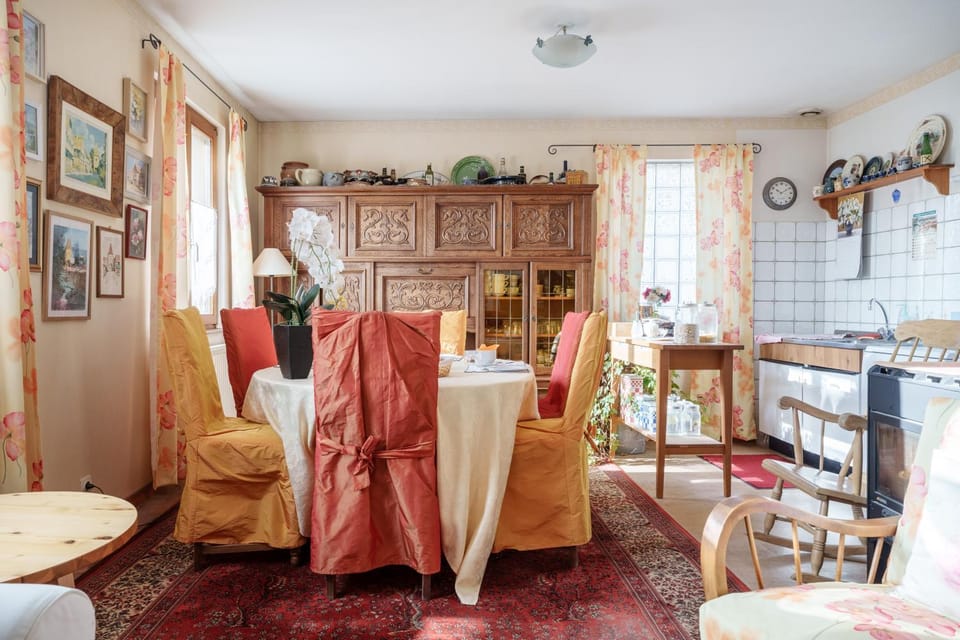 Property building, Living room