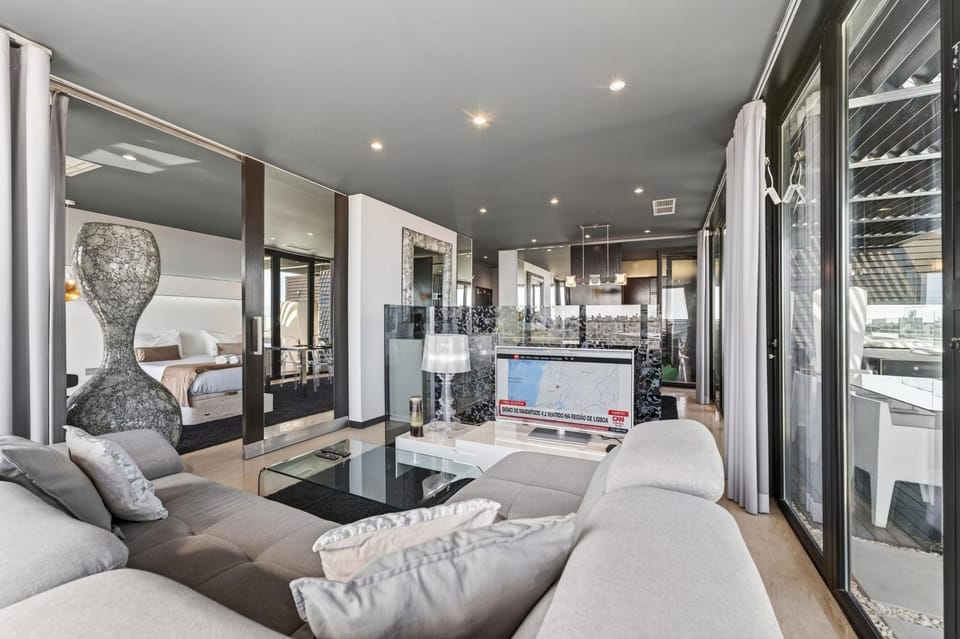 Communal lounge/ TV room, Living room