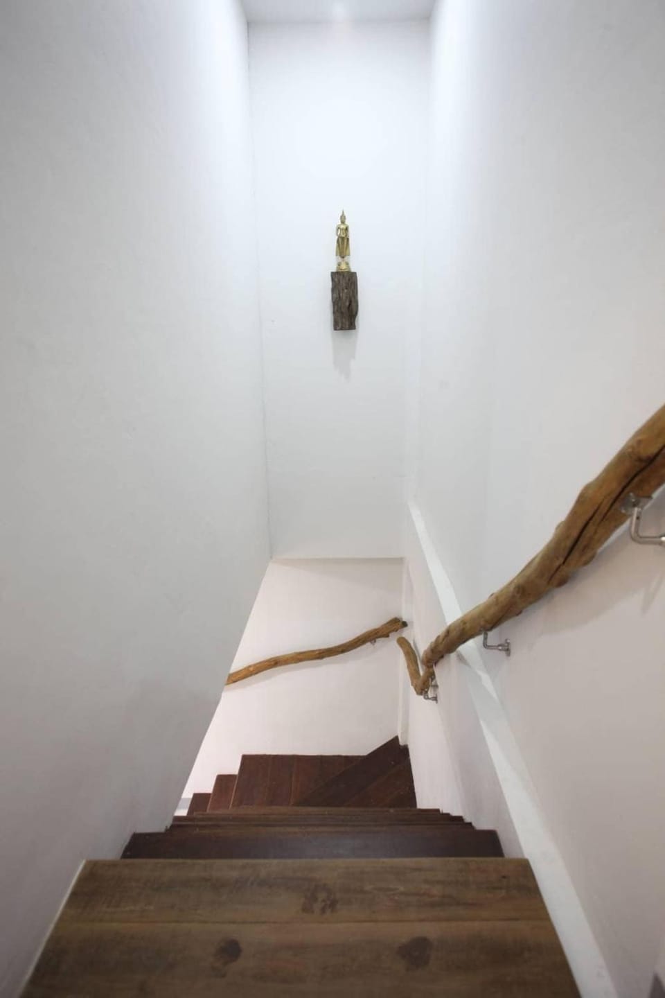 Near the old town Japanese style 2 bedrooms cooking allowed best choice for travel free parking near the old town near Nimman Road free airport pick up over 1 week reservation Villa in Chiang Mai
