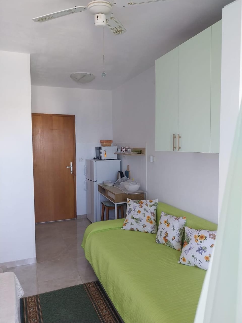 Apartment and rooms Hvar Vijola Bed and Breakfast in Hvar