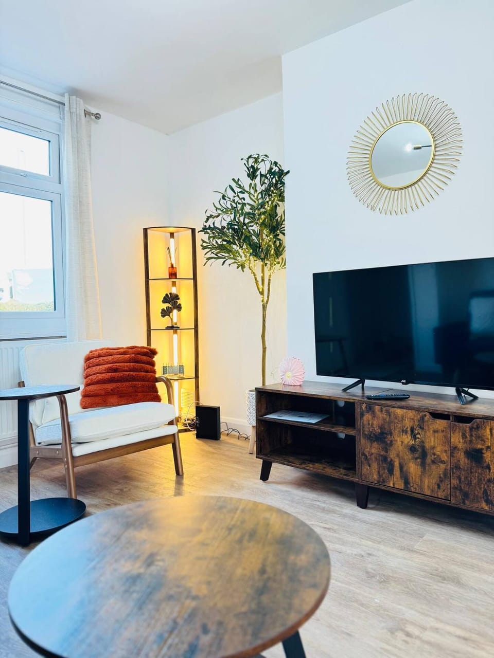 Communal lounge/ TV room, Living room