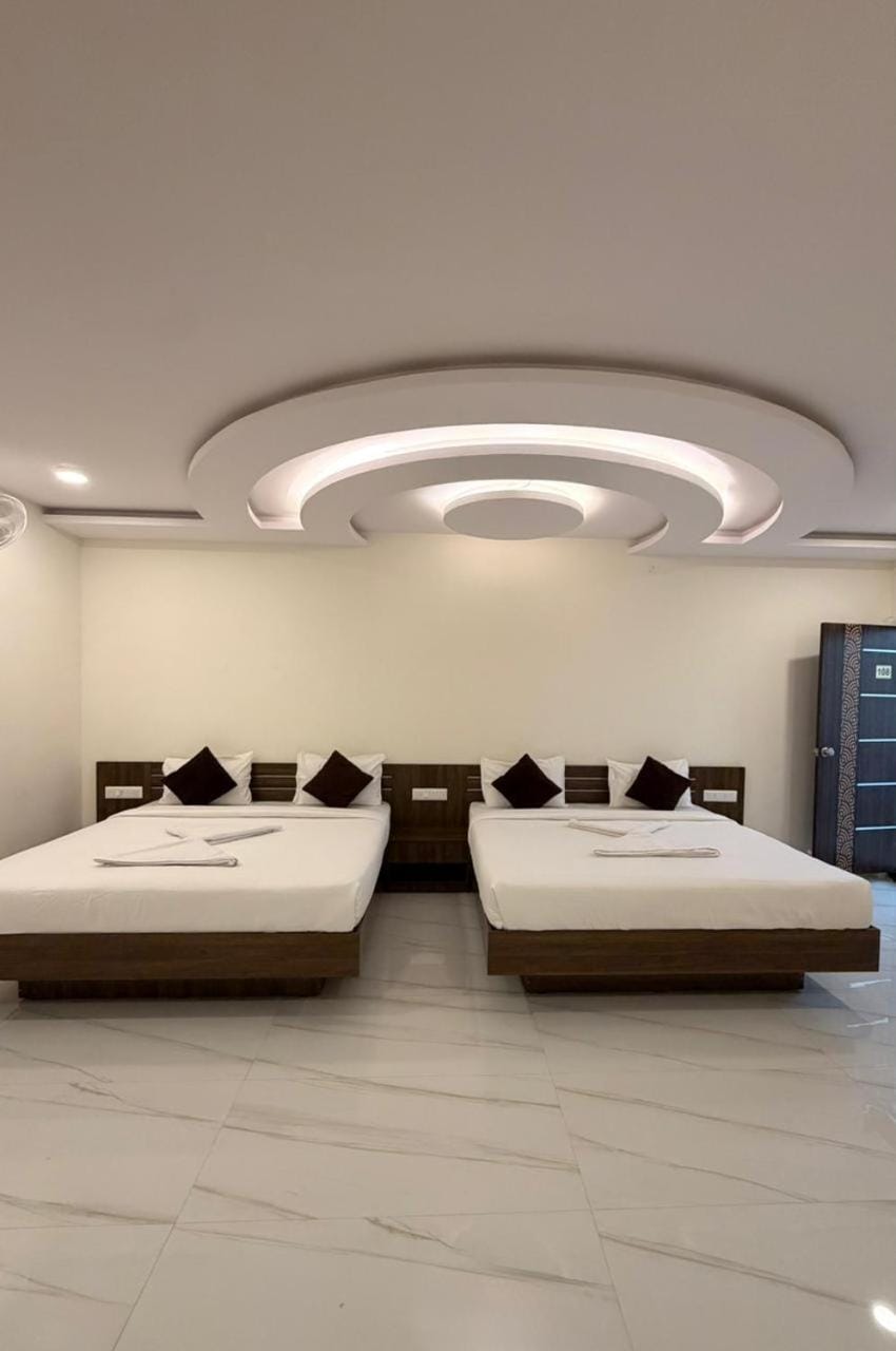 SKB Suites Hotel in Mysuru
