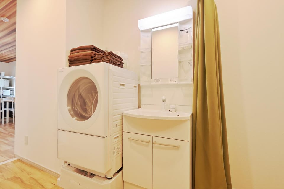 V Close to Kojiya sta 15 min to Haneda Roof top B Apartment in Kanagawa Prefecture