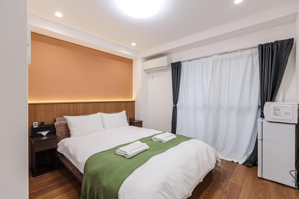 Bed, Bedroom, air conditioner