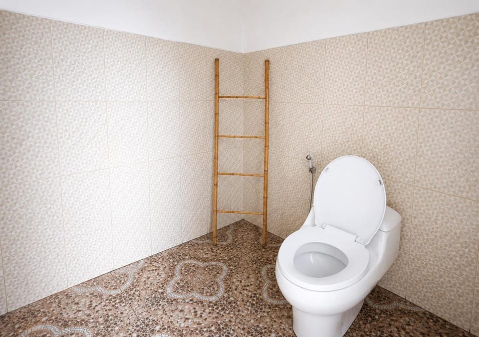Toilet, Bathroom