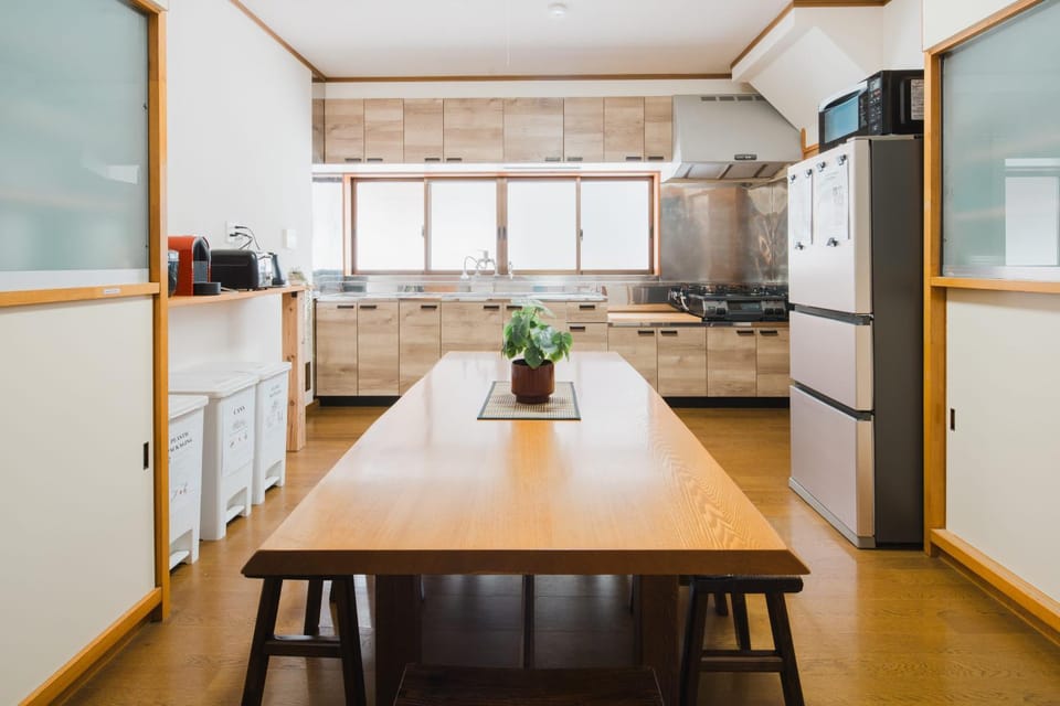Coffee/tea facilities, Dining area, Communal kitchen, kitchen, kitchen