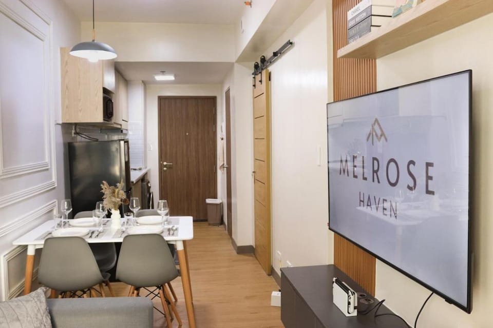 Cozy & Affordable Staycation Melrose Haven Apartment in Paranaque