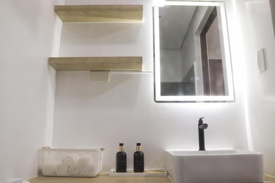 Cozy & Affordable Staycation Melrose Haven Apartment in Paranaque