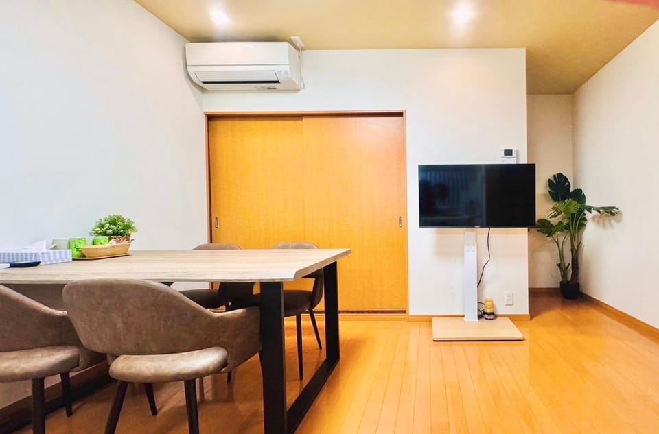 TV and multimedia, Dining area