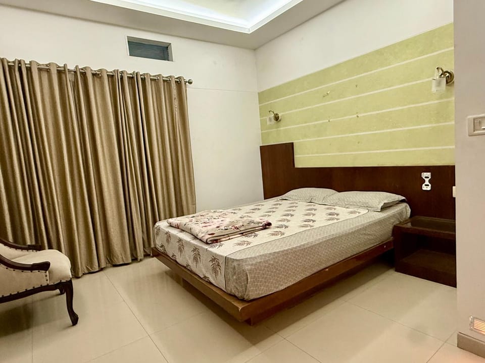 Urban Oasis House in Kochi