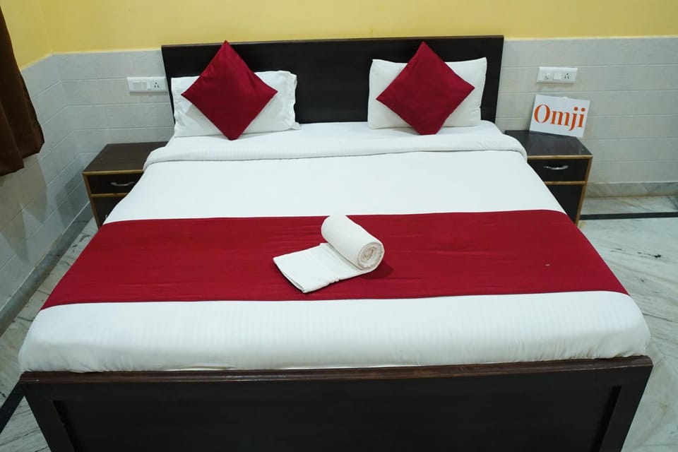Bedroom, towels