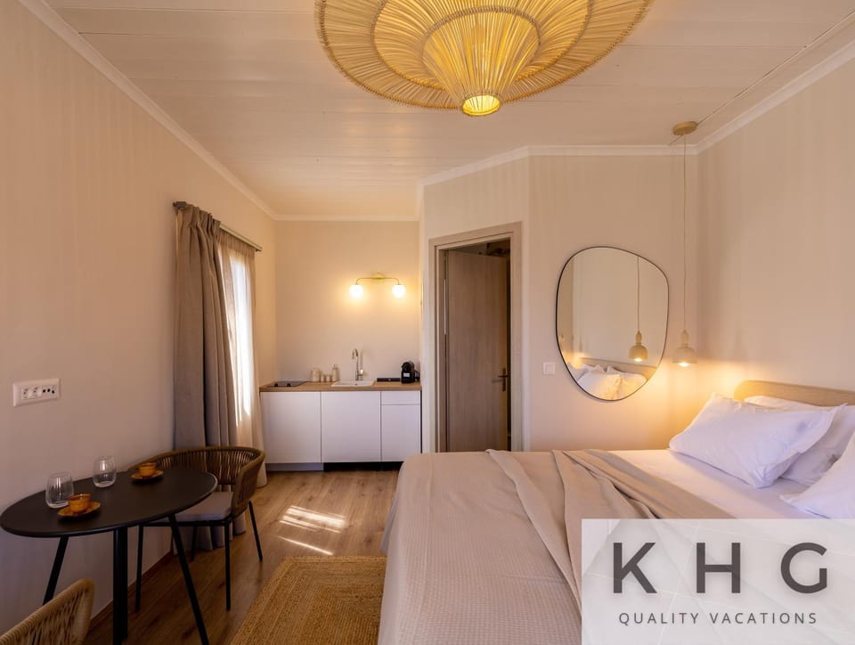 Two bedroom apartment and Open plan studio in central Fiskardo Apartment in Fiskardo