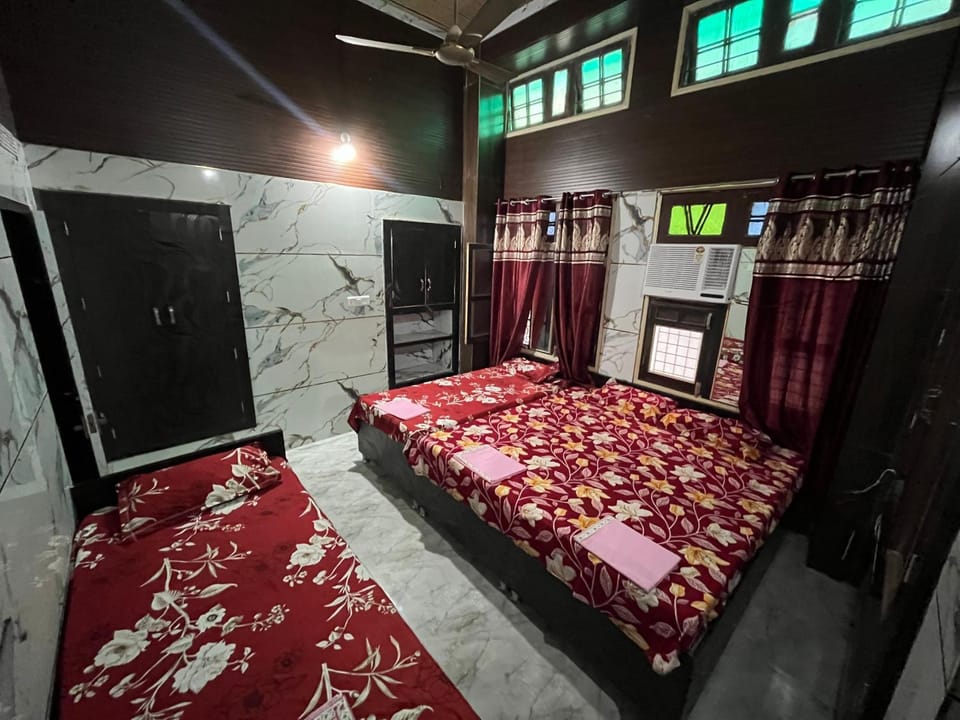 Guru Nanak Dev Ji Yatri Niwas Hotel in Punjab, India