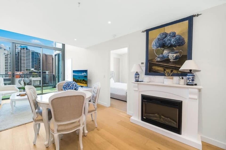 Sydney Chinatown A804 2 BR Walk to Darling Harbour Apartment in Surry Hills